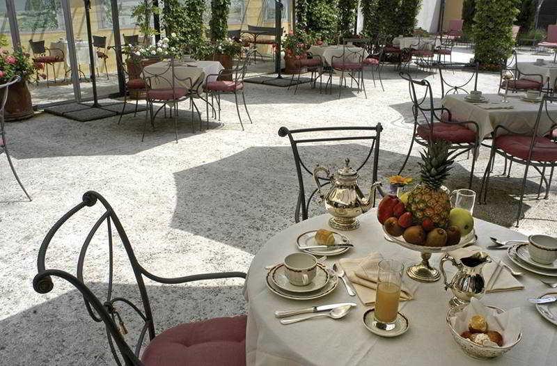 Hotel Relais Dell'Orologio Пиза Ресторан фото