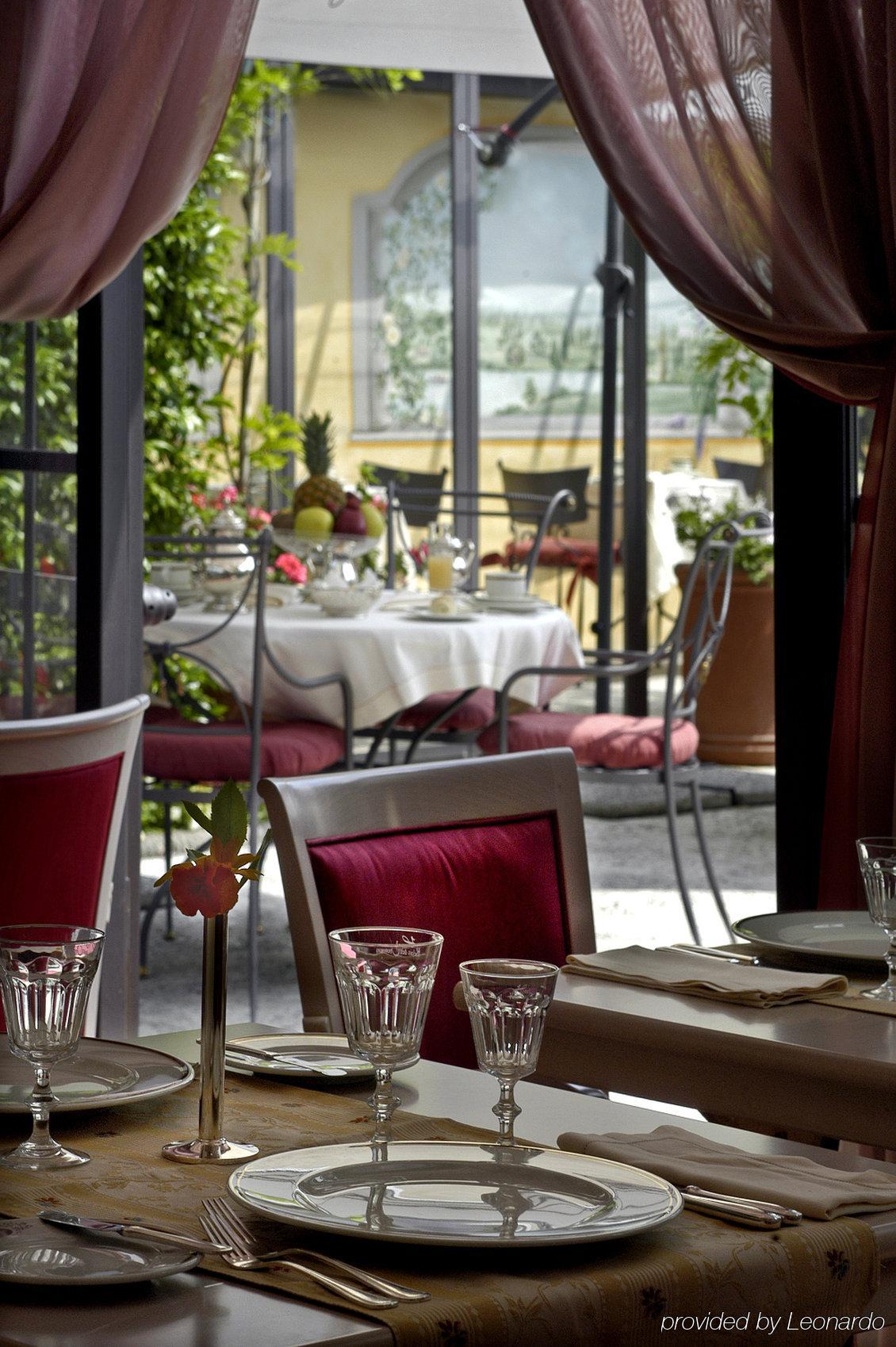 Hotel Relais Dell'Orologio Пиза Ресторан фото